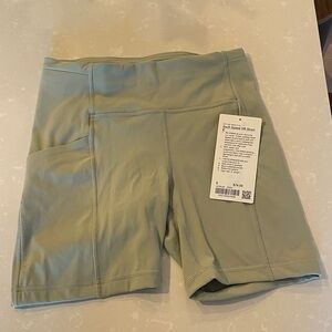 NWT Lulu Lemon Swift Speed HR Short 6” Green